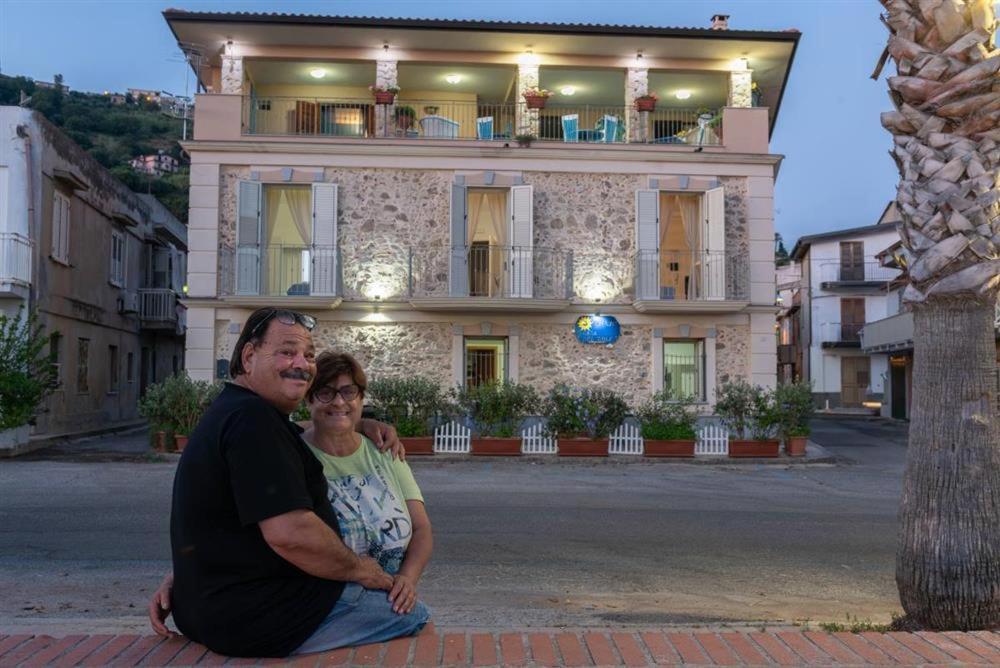Casa Del Sole Acomodação com café da manhã Nicotera Exterior foto